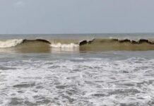 চার সমুদ্র বন্দরে ৩ নম্বর সতর্ক সংকেত